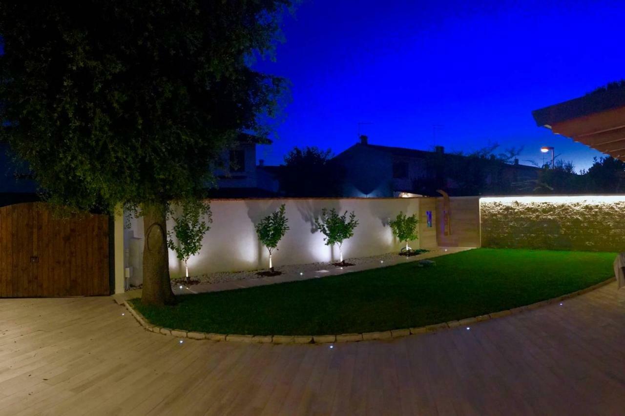 Villa Sabaudia Exteriér fotografie